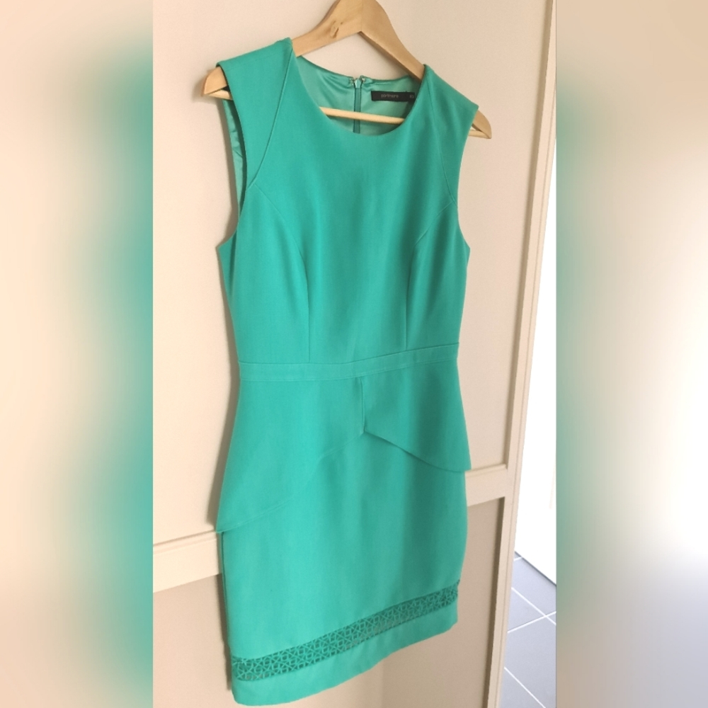 Portmans Green Sleeveless Peplum Dress - Picture 2 of 10